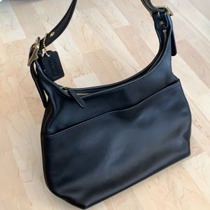 Coach Black Leather Barely Used Shoulder Purse